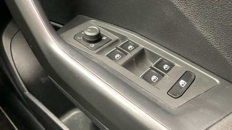 Volkswagen T-Roc 1.0 TSI Design 5dr Petrol Hatchback